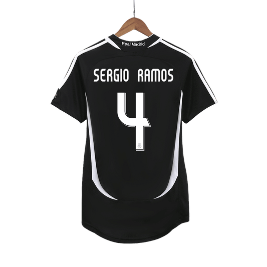 SERGIO RAMOS #4 Ρετρό φανέλα Ρεάλ Μαδρίτης Εκτός έδρας ποδοσφαιρική φανέλα 2006/07